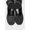 Leather boots with a zipper