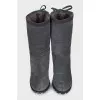 Insulated grey boots