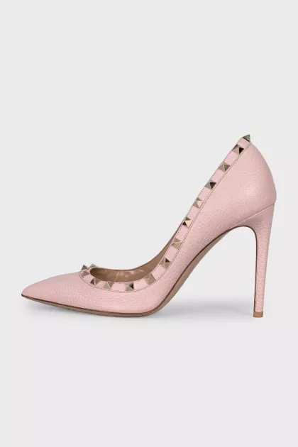 Leather pumps with gold trim