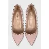 Leather pumps with gold trim