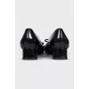 Shoes with a trapezoid heel