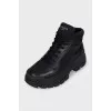 Leather boots with textile elements