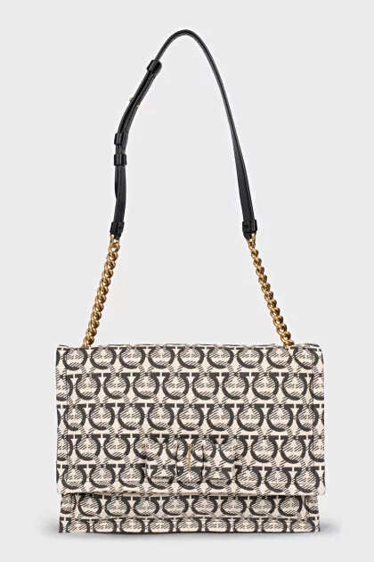 Viva Bow bag with tag