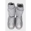 Silver boots with elastic bands