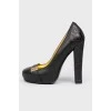 Crocodile-effect leather high-heeled pumps
