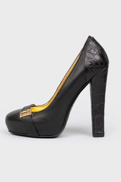 Crocodile-effect leather high-heeled pumps