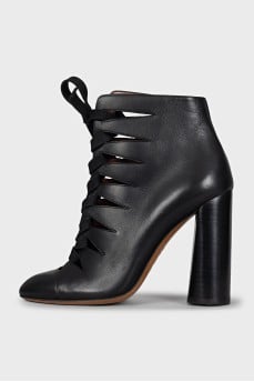 Leather ankle boots with heels and laces