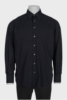 Men's black striped shirt