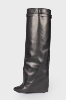 Leather boots on a hidden wedge
