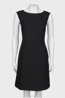 Black dress made of wool