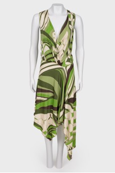 Asymmetrical dress with a print