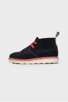 Children's suede boots