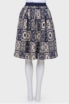 Textured skirt with a pattern