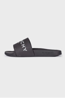 Rubber flip flops with logo