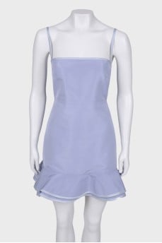 Lavender dress with frills on the back