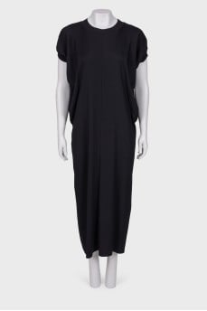Dress with sleeve bat