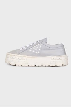 Wheel textile sneakers