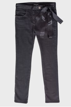 Black jeans with textile belt