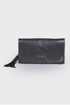 Soho leather clutch