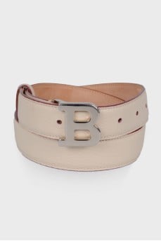 Beige textured leather belt