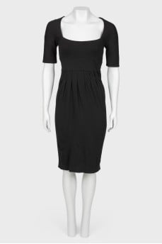 Black pleated dress