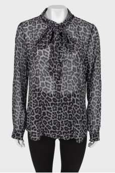 Blouse with leopard print