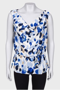 Sleeveless printed blouse