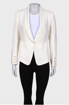 Milk jacket with a button