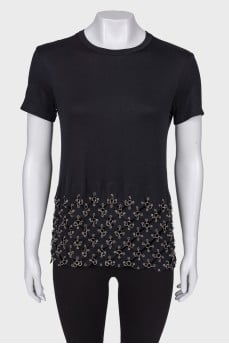 T-shirt with chains at the hem