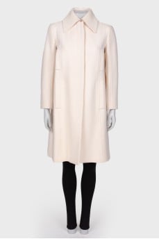 Cape coat in milky color