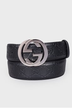 Leather belt with brand logo