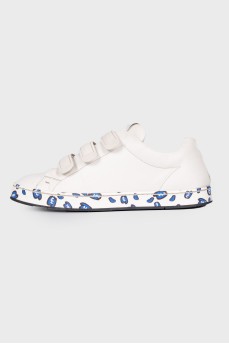 Men's sneakers with printed soles