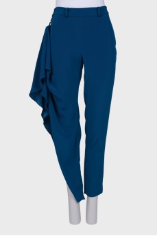 Ruffled trousers with side slit