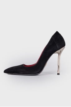 Suede shoes with silver heels