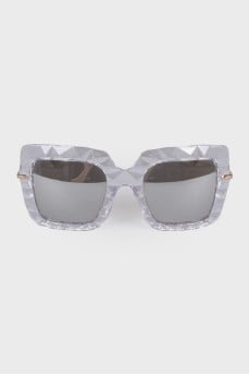 Textured frame sunglasses