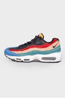 Sneakers with colored pony leather