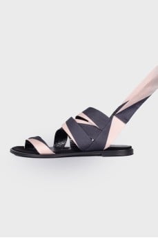 Textile sandals with ties