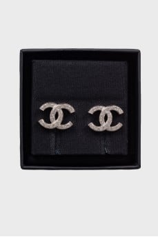 Stud earrings with rhinestones