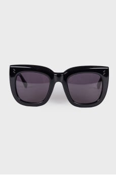 Black Frame Sunglasses