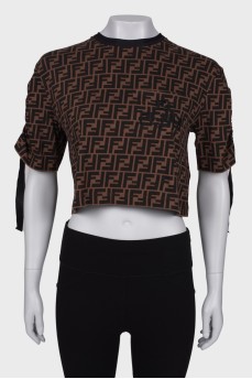 T-shirt with chest pocket
