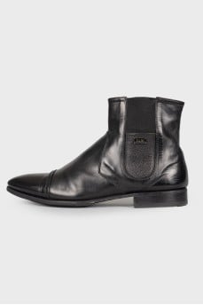 Men's black leather boots