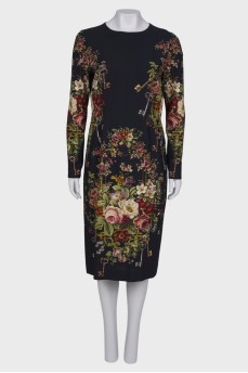 Black dress in floral print