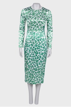 Green dress in animal print