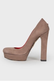 Graphite heeled shoes