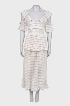 Maxi dress with ruffles