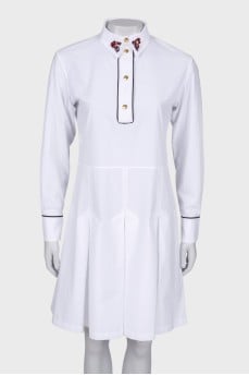 White dress with sequins at the collar