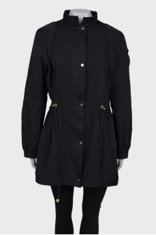 Anorak with appliqué on the shoulder