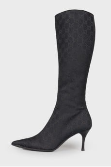 Textile boots with brand logo