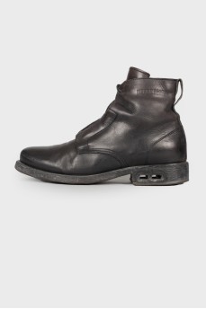 Men's leather boots