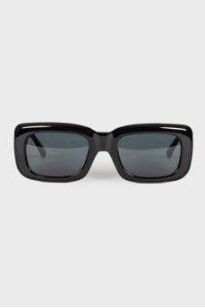 Rectangular sunglasses
